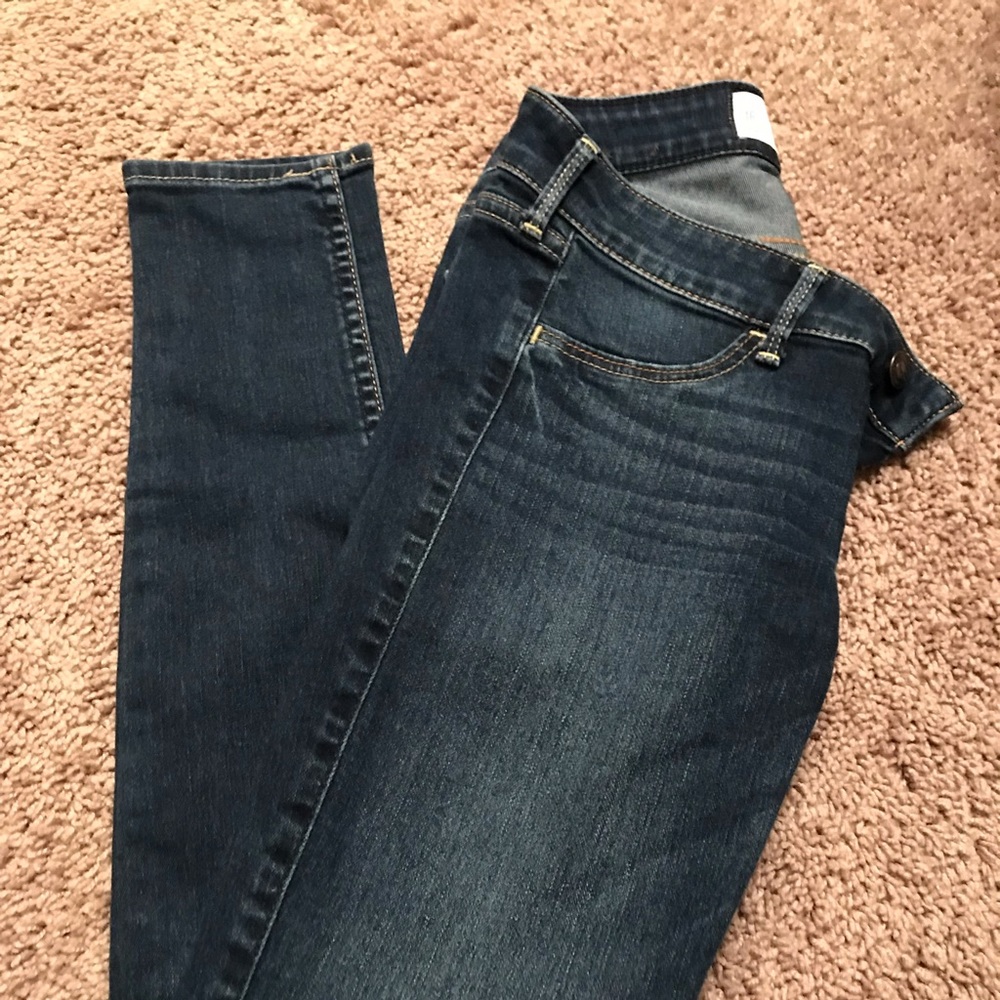 Hollister Jeans.